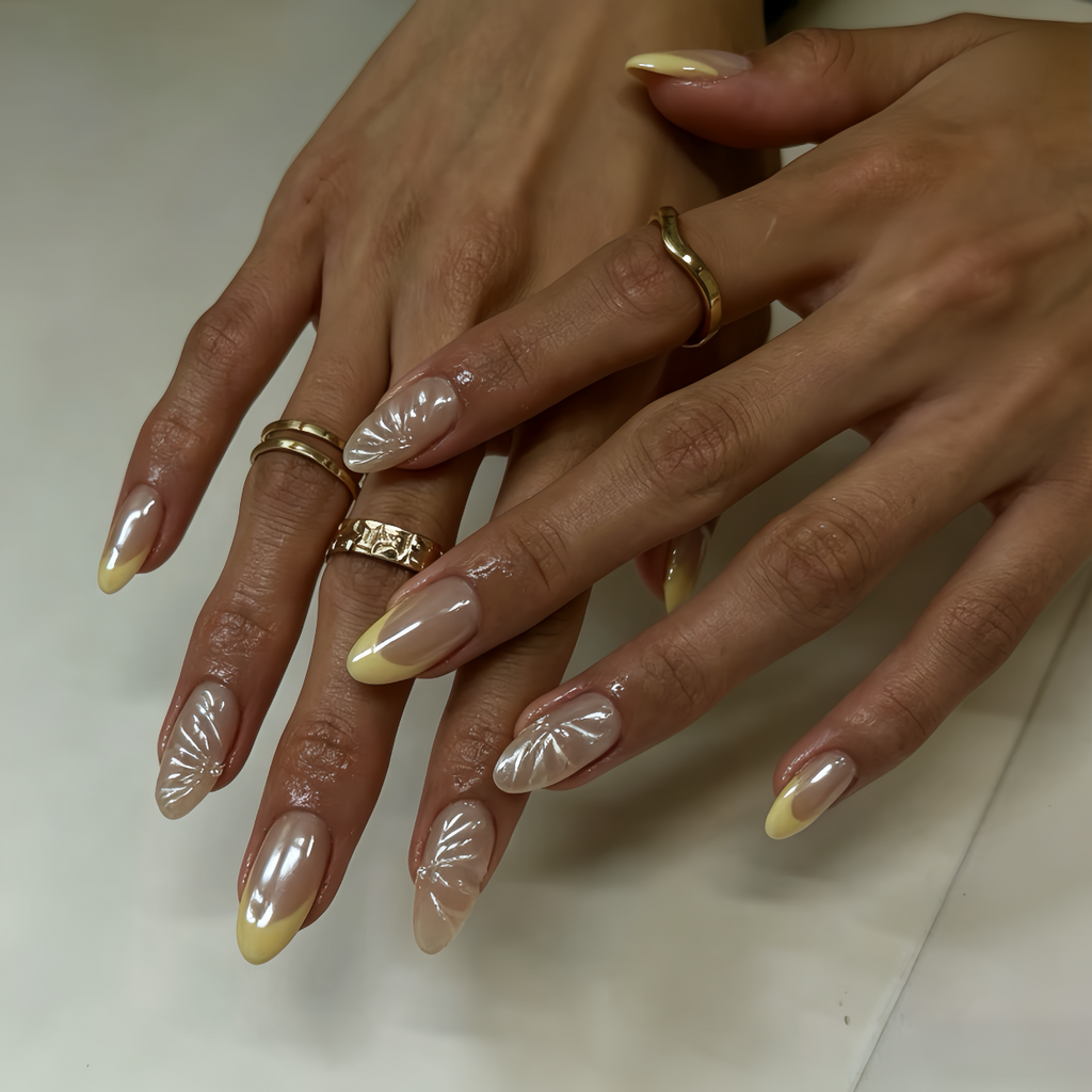 Cream Yellow Shell