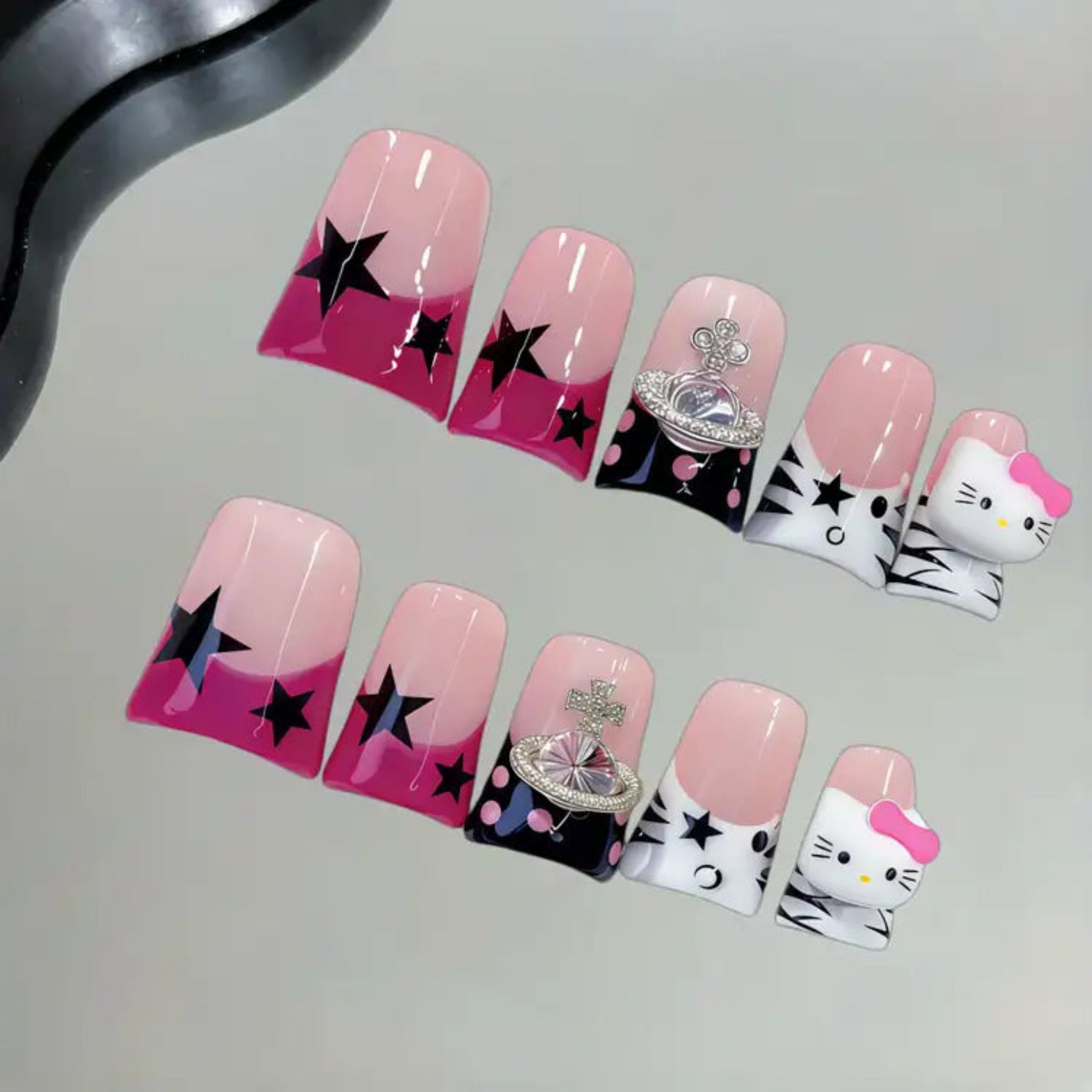 Hello Kitty Saturn