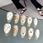 Nude Shell