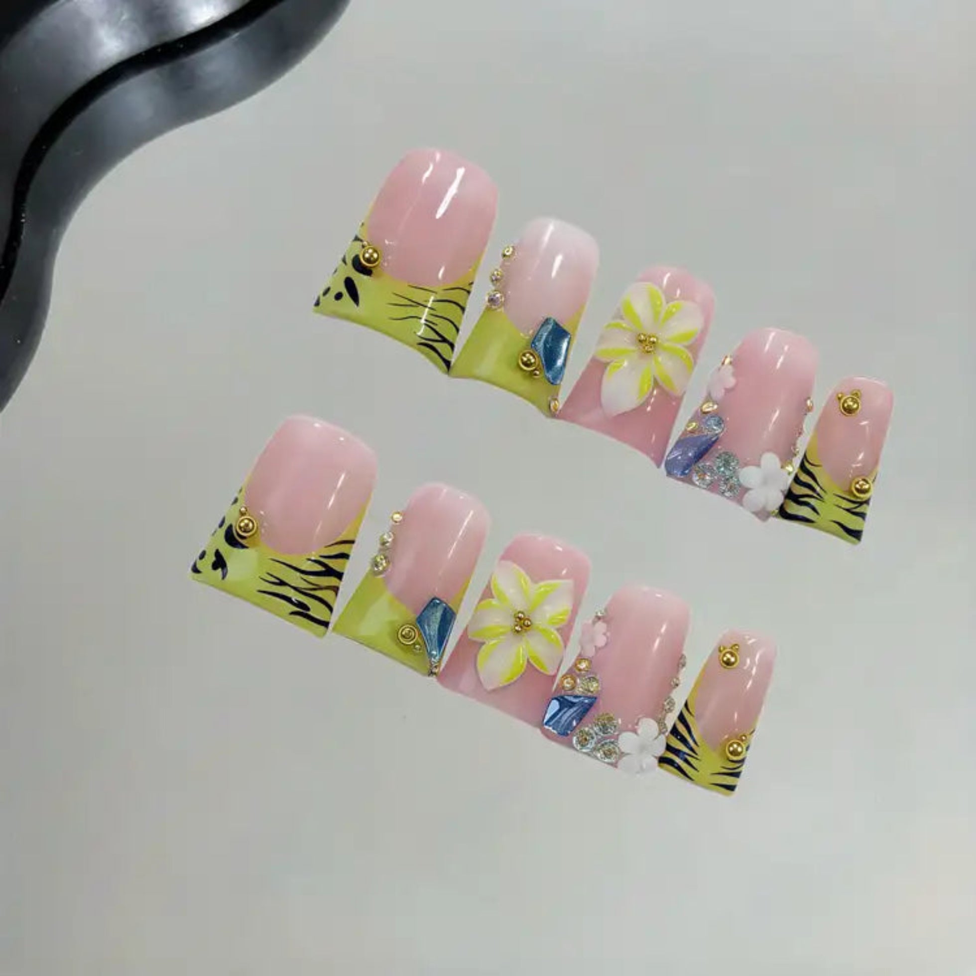 Wild Bloom Tiger Stripe